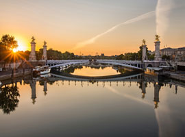 Offer an early bird dinner cruise